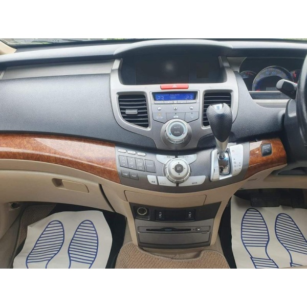 Honda Odyssey - 2.4 5dr