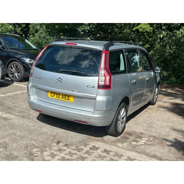 Citroen Grand C4 Picasso - 1.6 HDi DPF VTR+ MPV 5dr Diesel EGS6 Euro 4 (110 ps)