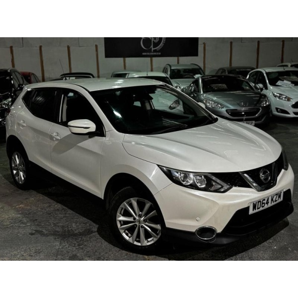 Nissan Qashqai - 1.2 DIG-T Acenta 2WD Euro 5 (s/s) 5dr