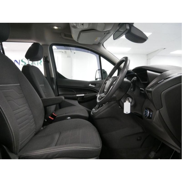 Ford Tourneo Connect - 1.6 TDCI 115 BHP TITANIUM EDITION 5 SEATER ( PAN ROOF ) 5dr