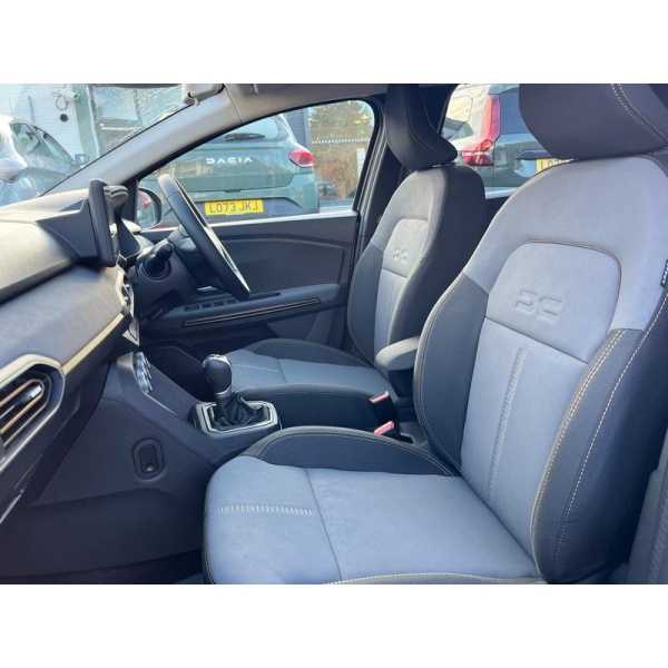 Dacia Jogger - Extreme HYBRID 140 MY24 1.6 5dr