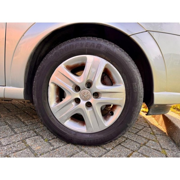 Vauxhall Meriva - 1.8i 16v Design 5dr (a/c)