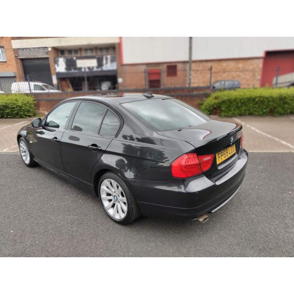 BMW 3 Series - 2.0 318d SE Business Edition Saloon 4dr Diesel Manual Euro 5 (143 ps)