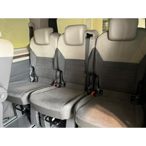 Volkswagen Multivan - 1.4 TSI 13kWh Style DSG L1 Euro 6 (s/s) 5dr
