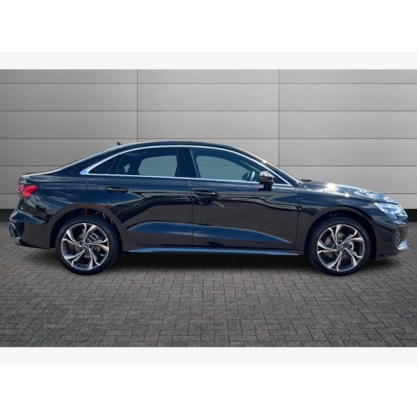 Audi A3 - 1.5 TFSI 30 S line S Tronic Euro 6 (s/s) 4dr