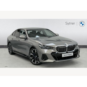 BMW 5 Series Saloon - BMW 520i M Sport 2.0 4dr