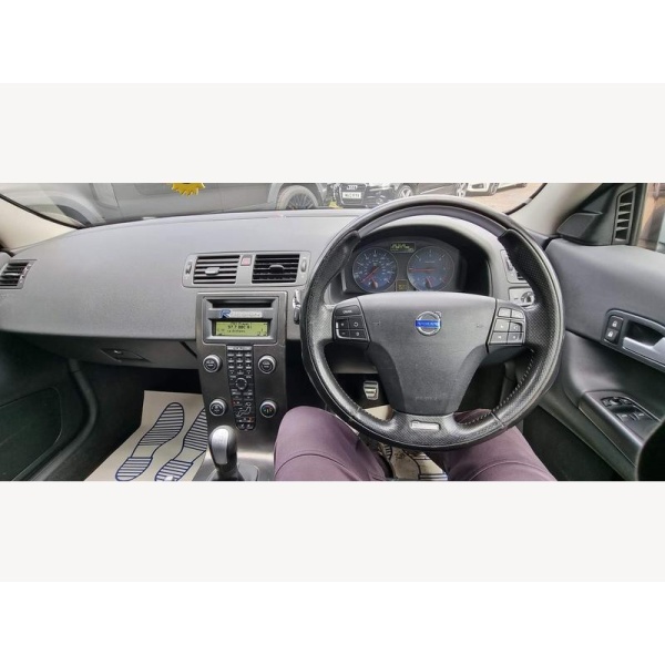 Volvo C30 - 1.6 D2 R-Design Sports Coupe Euro 5 3dr