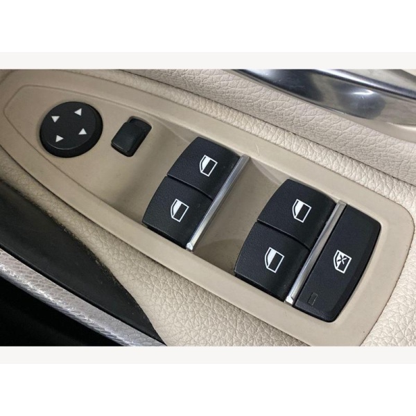 BMW 3 SERIES - 330e M Sport 4 Door Step Automatic 2.0