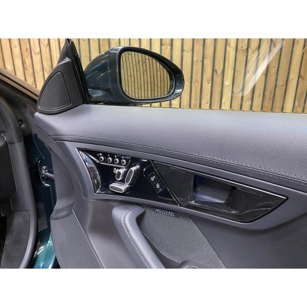 Jaguar F-type - 2.0i R-Dynamic Coupe 2dr Petrol Auto Euro 6 (s/s) (300 ps)