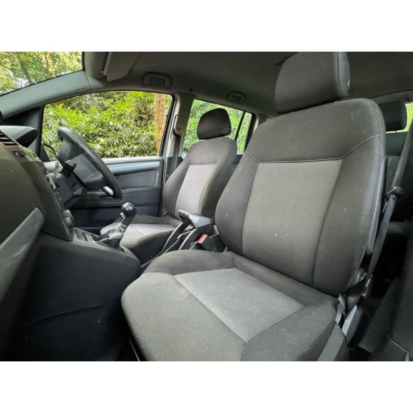 Vauxhall Zafira - 1.6 16V Club Euro 4 5dr