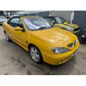 Renault Megane - 2.0 ide 16v Dynamique 2dr