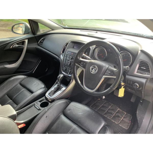 Vauxhall Astra - 1.6 16v Elite Auto Euro 5 5dr