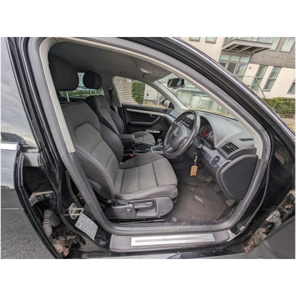 Audi A4 - 2.0 S line 4dr