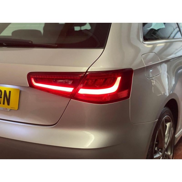 Audi A3 - 2.0 TDI S line Hatchback 3dr Diesel Manual (s/s) (150 ps) Nav