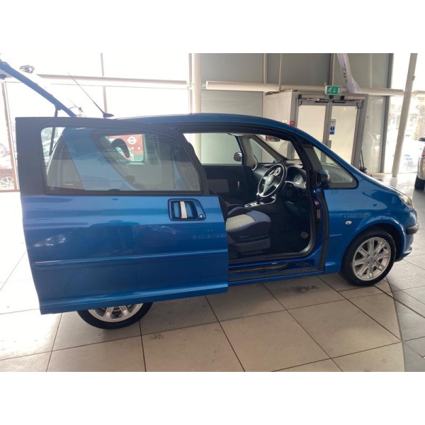 Peugeot 1007 - 1.6 16v Sport 3dr