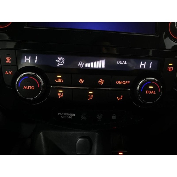 Nissan Qashqai - 1.3 DIG-T ACENTA PREMIUM 5d 158 BHP | Extended Warranties| AA Coverage*
