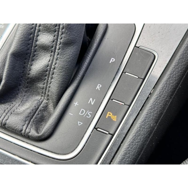 Volkswagen Golf - 1.4 SE NAVIGATION TSI BLUEMOTION TECHNOLOGY DSG 5d 124 BHP Nationwide Home Delivery Available