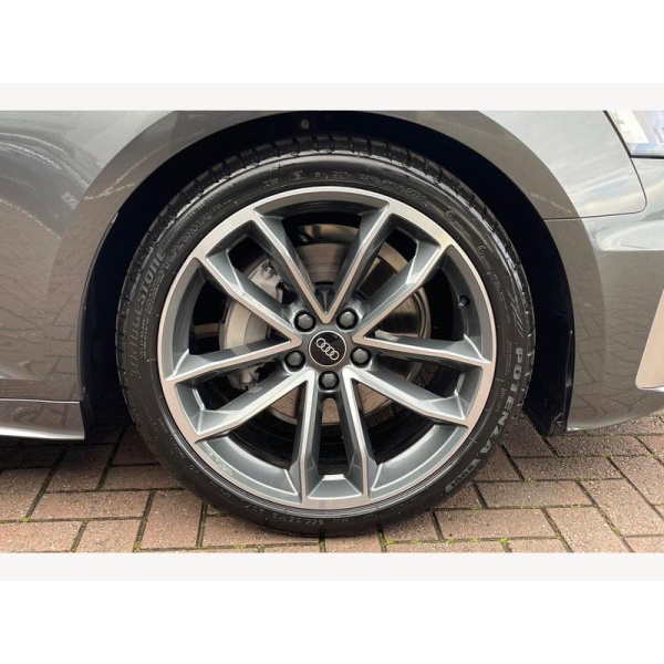 Audi A5 Coupe - AUDI A5 Coupe S line 40 TFSI 204 PS S tronic 2.0 2dr