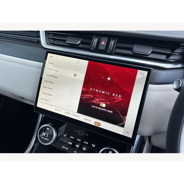 Jaguar XF - 2.0 D200 R-Dynamic HSE Black 4dr Auto