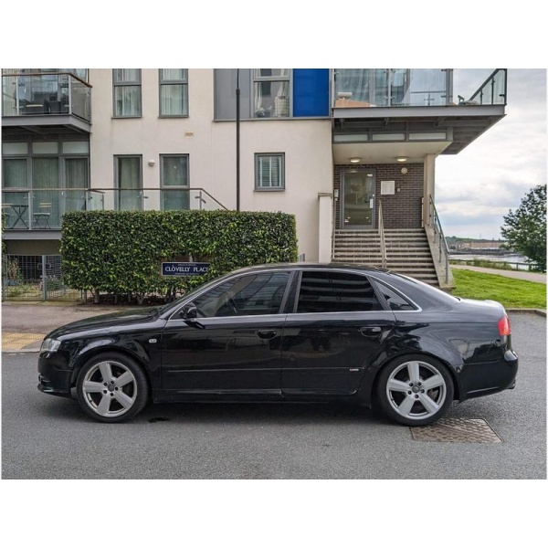 Audi A4 - 2.0 S line 4dr