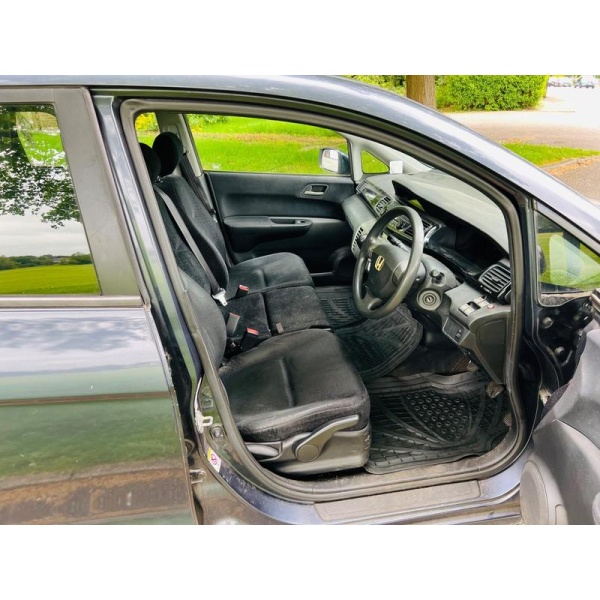 Honda Fr-v - 1.7 i-VTEC SE 5dr