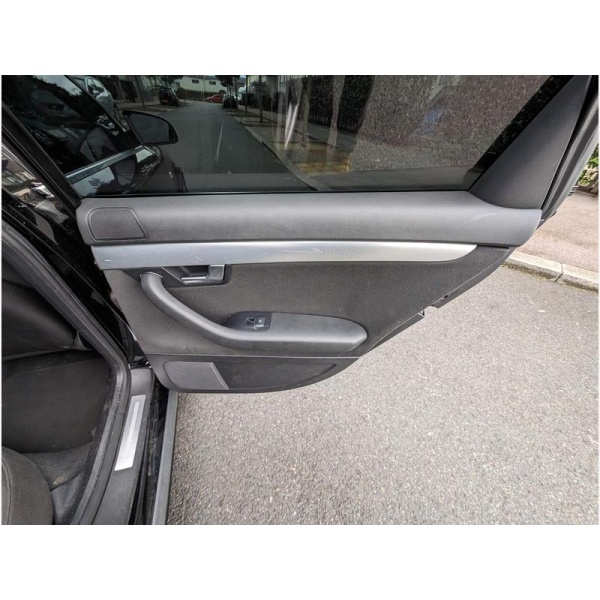 Audi A4 - 2.0 S line 4dr