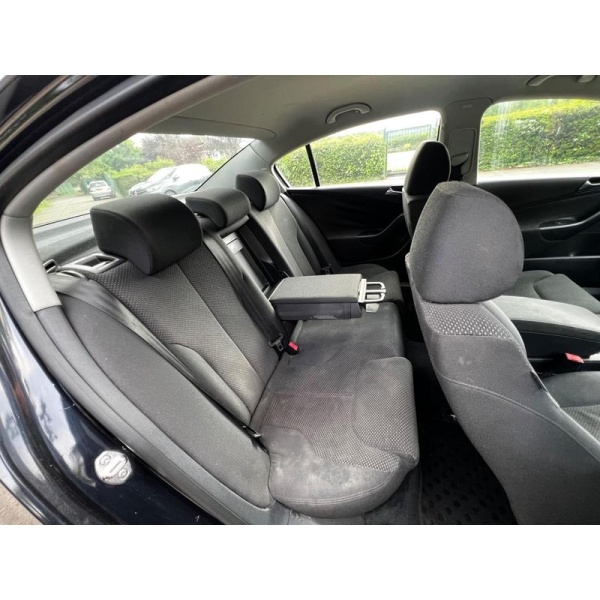 Volkswagen Passat - 2.0 TDI SE Euro 4 4dr