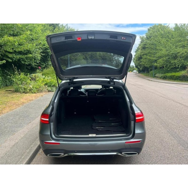 Mercedes-Benz E Class - 2.0 E220d AMG Line (Premium) G-Tronic+ Euro 6 (s/s) 5dr