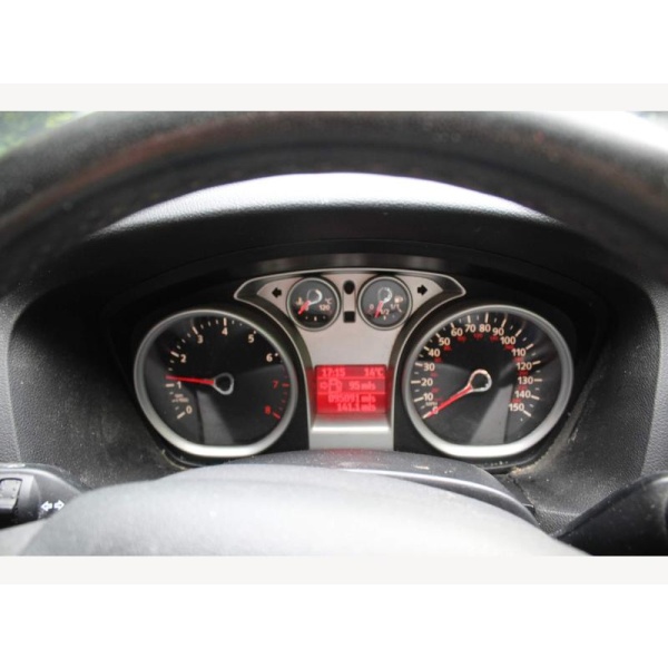Ford Focus - 1.8 Titanium Hatchback 5dr Petrol Manual (169 g/km, 123 bhp)