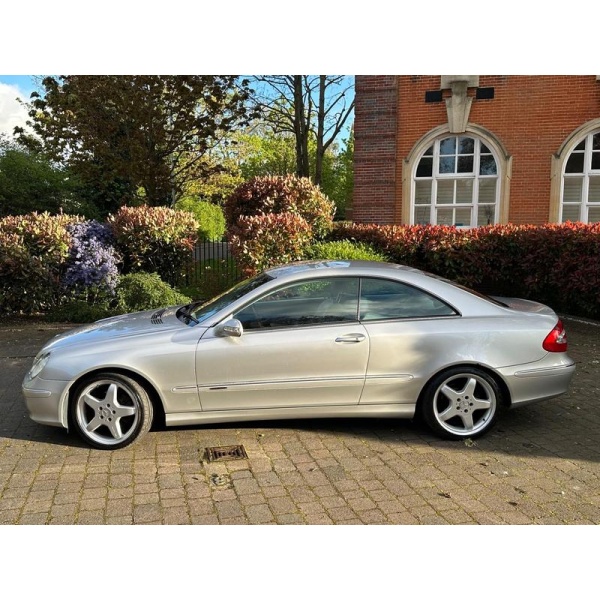 Mercedes-Benz CLK - 3.2 CLK320 Elegance 2dr