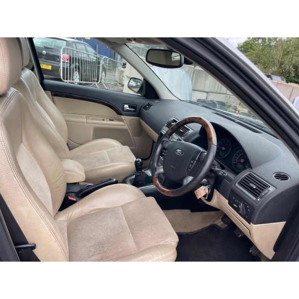 Ford Mondeo - 2.0 Ghia X 5dr