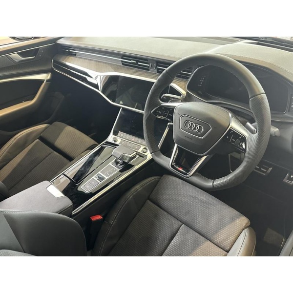 Audi A6 - AUDI A6 Black Edition 40 TDI quattro 204 PS S tronic 2.0 4dr