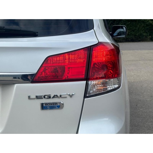 Subaru Legacy - 2.0D SE Sport Tourer 4WD Euro 5 5dr