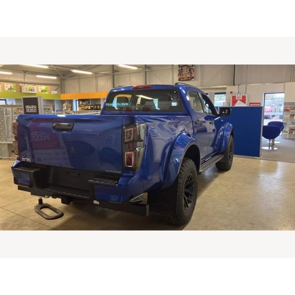 Isuzu D-max - 1.9 TD Arctic Trucks AT35 Auto 4WD Euro 6 (s/s) 4dr
