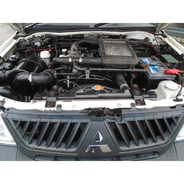 Mitsubishi L200 - 2.5 TD 4Work 4WD 2dr