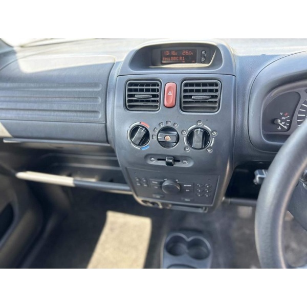 Vauxhall Agila - 1.0i 12v Expression 5dr