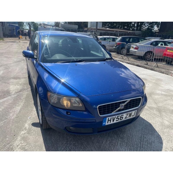 Volvo S40 - 2.0D SE 4dr