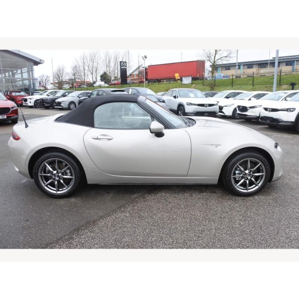 Mazda MX-5 - Roadster 1.5 132ps Exclusive-Line / Black Leather 2dr