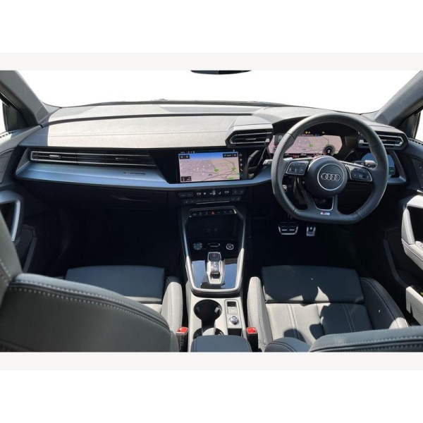 Audi A3 - 1.5 TFSI 30 S line S Tronic Euro 6 (s/s) 4dr