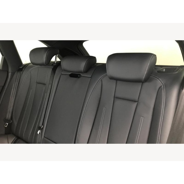 Audi A4 Avant - AUDI A4 Avant Black Edition 35 TFSI 150 PS S tronic 2.0 5dr