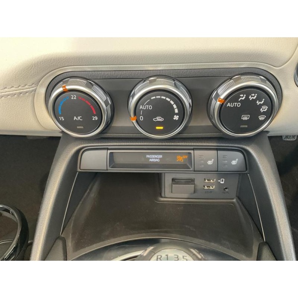 Mazda MX-5 - 1.5 [132] Kizuna 2dr