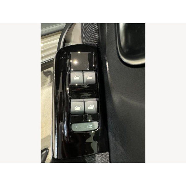 Citroen C3 - 1.2 PureTech PLUS Euro 6 (s/s) 5dr