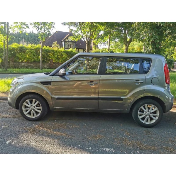 KIA Soul - 1.6 CRDi 2 SUV 5dr Diesel Manual Euro 5 (126 bhp)
