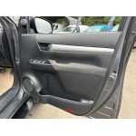 Toyota Hilux - D-4D Invincible Pickup 2.4 Manual Diesel
