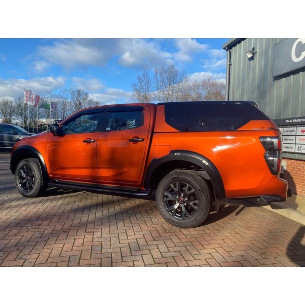 Isuzu D-max - 1.9 TD V-Cross Auto 4WD Euro 6 (s/s) 4dr