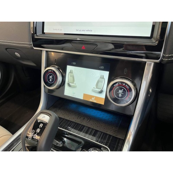 Jaguar XE - 2.0 P300i Sport Auto AWD Euro 6 (s/s) 4dr