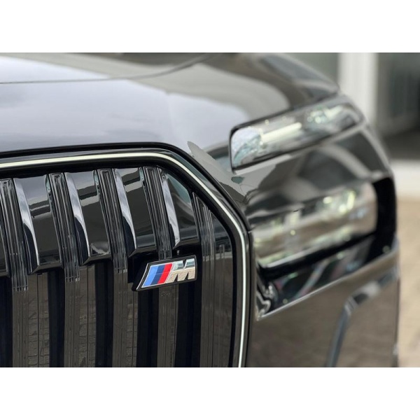 BMW i7 - M70e 105.7kWh Saloon 4dr Electric Auto xDrive (659 ps)