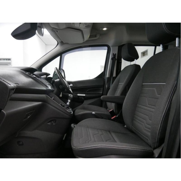 Ford Tourneo Connect - 1.6 TDCI 115 BHP TITANIUM EDITION 5 SEATER ( PAN ROOF ) 5dr