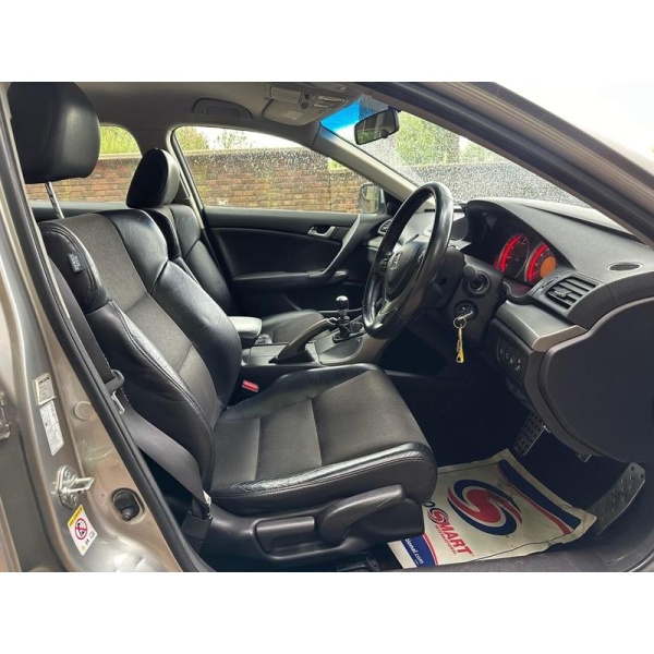 Honda Accord - 2.2 I-DTEC ES GT 4d 148 BHP