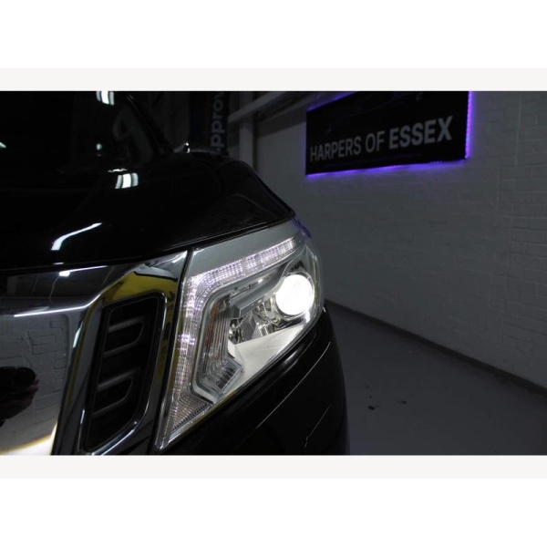 Nissan Navara - 2.3 dCi Tekna 4WD Euro 5 4dr